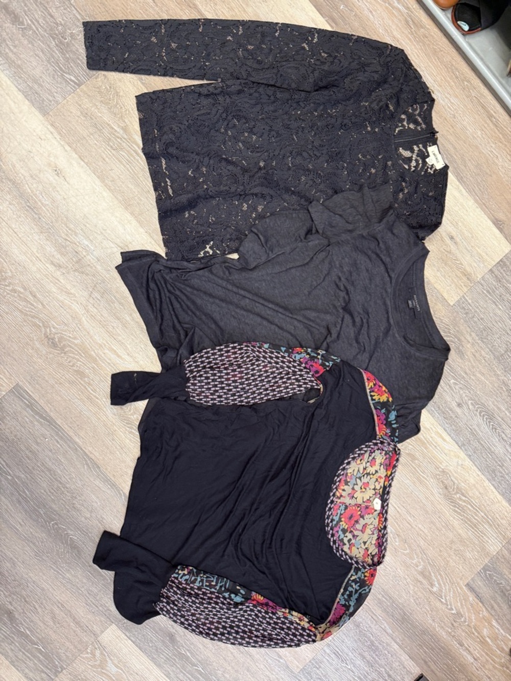 Lot of 3 tops pullover style Women's mix brands and patterns small/medium